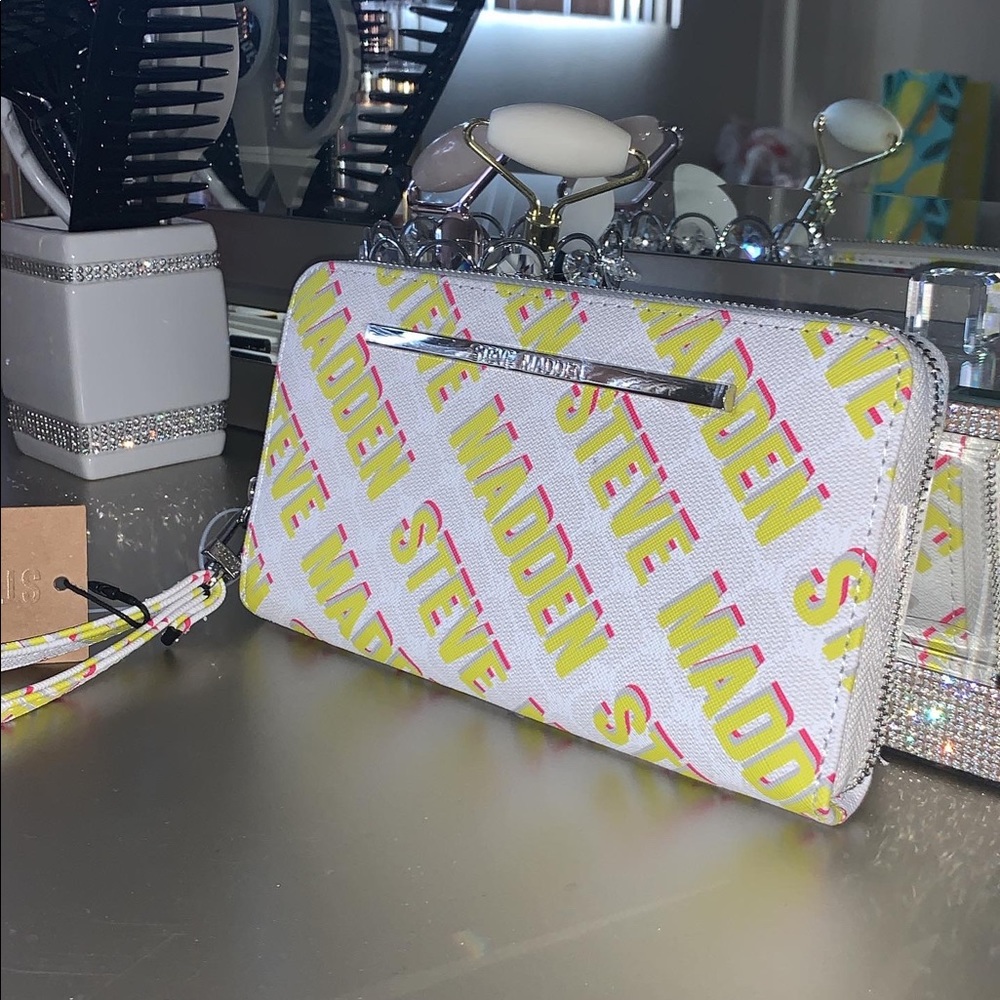 Steve Madden Wallet